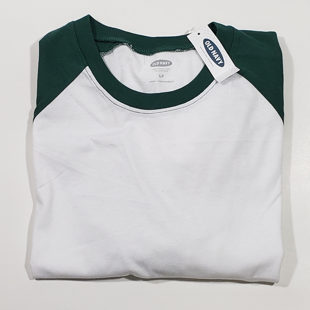 3/$20🌹NWT Old Navy green & white long sleeve